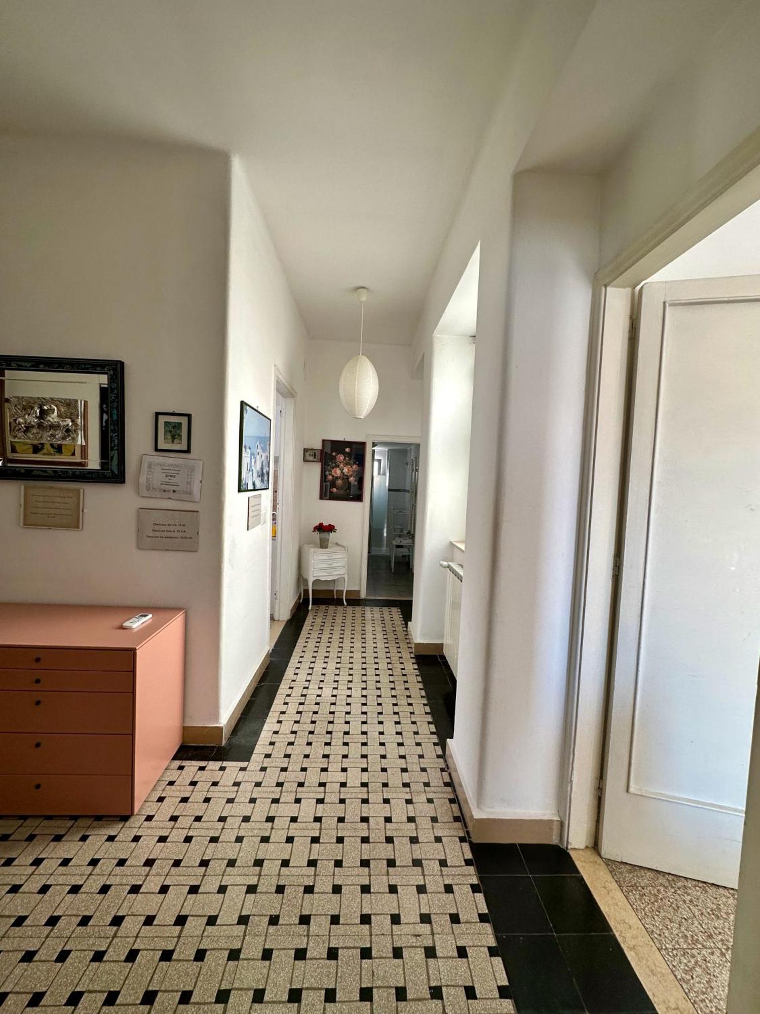 Appartamento Via Trevisani バーリ エクステリア 写真